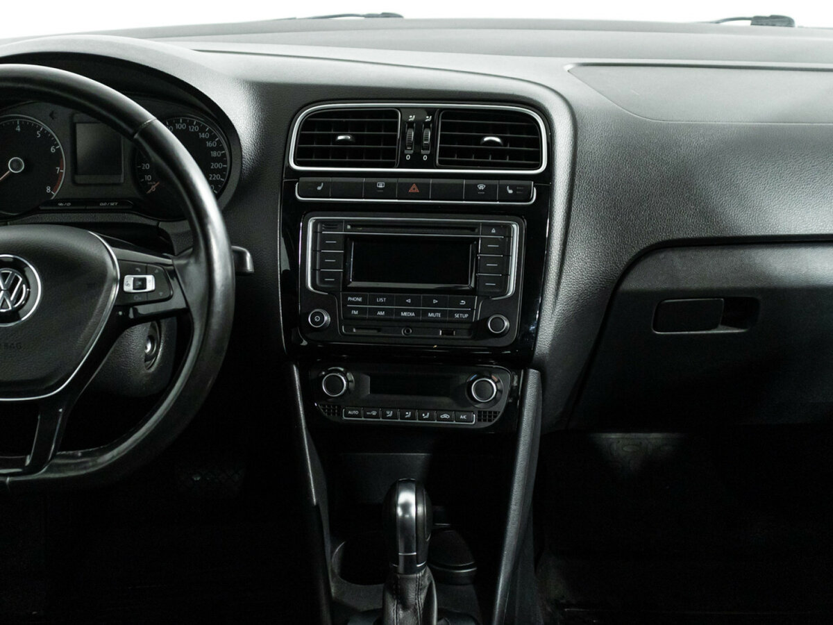 Volkswagen Polo б/у, 2017, Автоматическая. Фото: #13