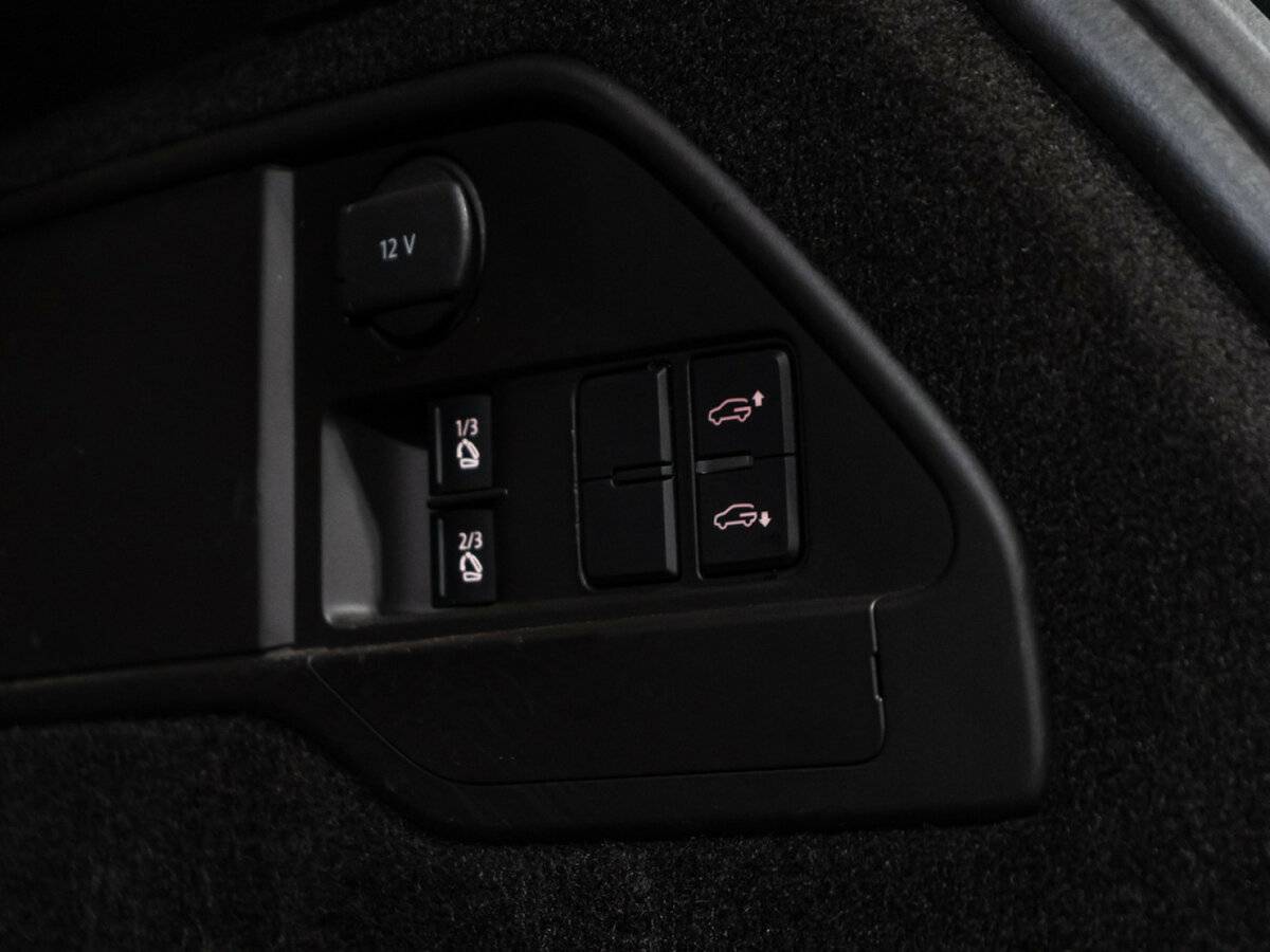 Volkswagen Touareg б/у, 2014, Автоматическая. Фото: #21