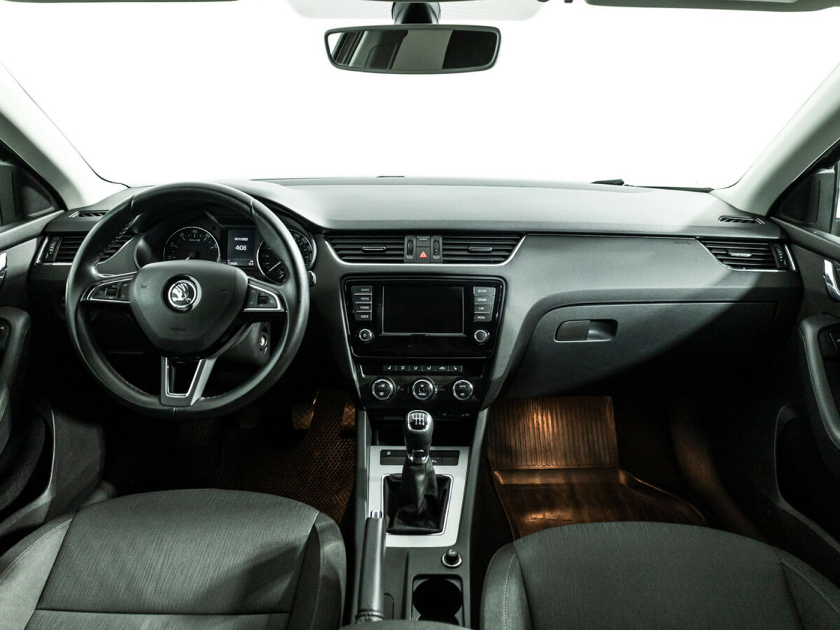 Skoda Octavia б/у, 2016, Механическая. Фото: #12