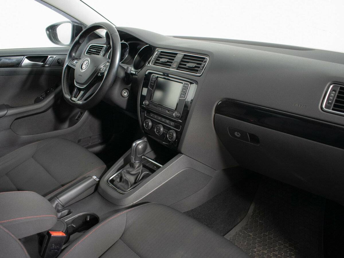 Volkswagen Jetta б/у, 2018, Автоматическая. Фото: #8