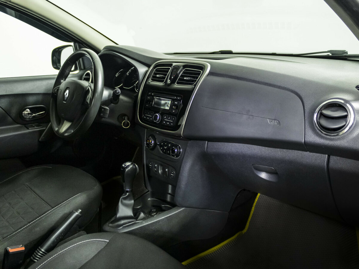 Renault Sandero б/у, 2015, Автоматическая. Фото: #6