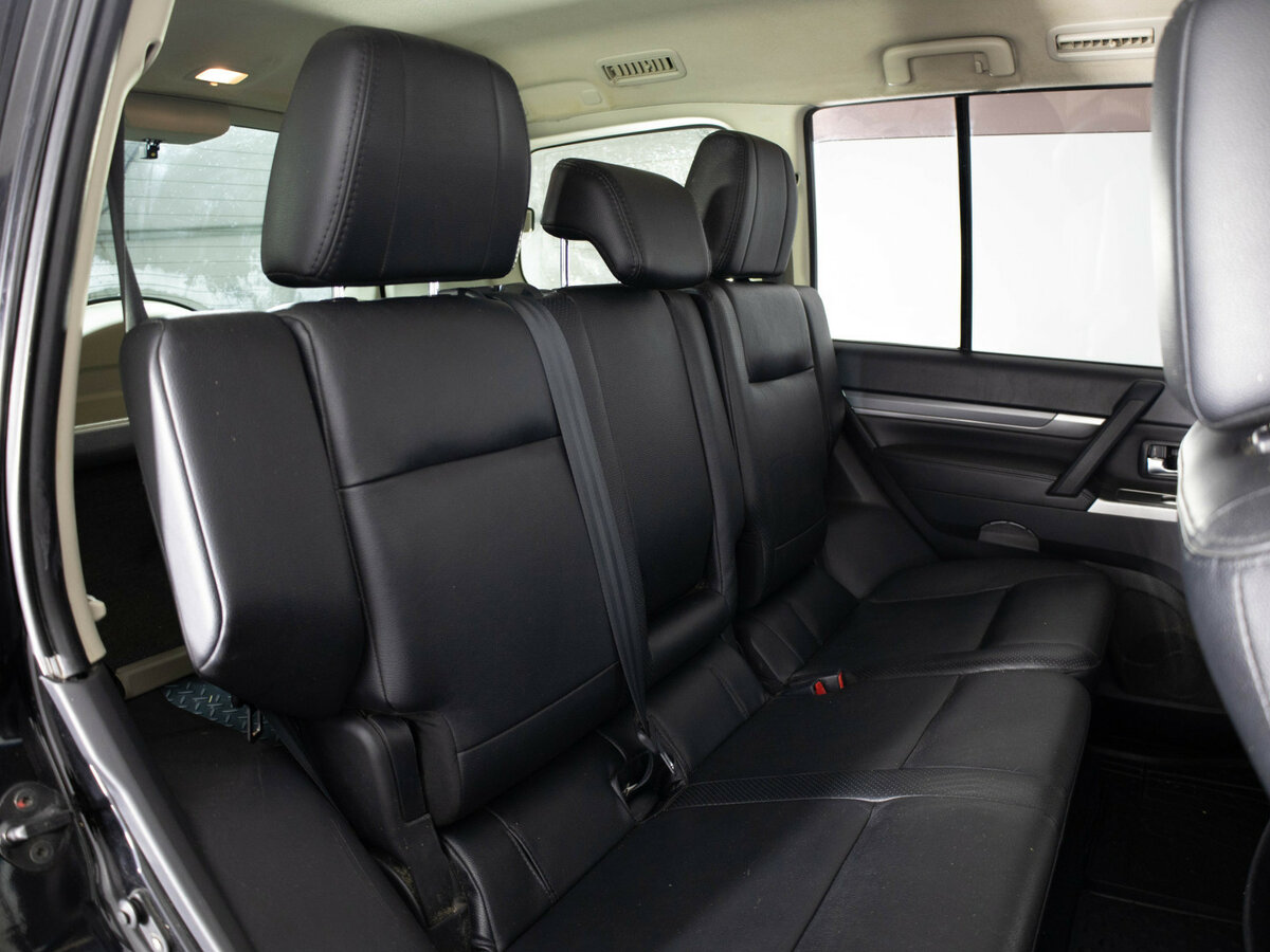 Mitsubishi Pajero б/у, 2013, Автоматическая. Фото: #10