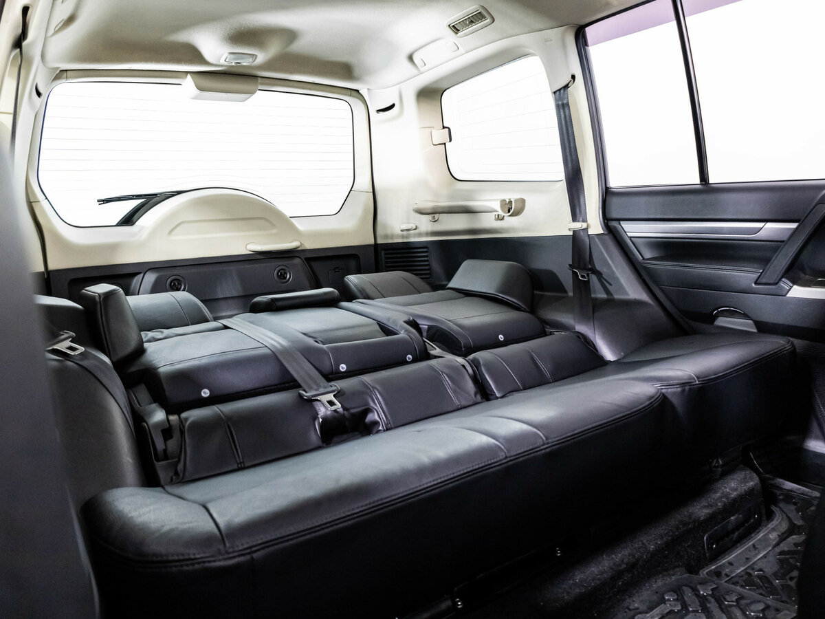 Mitsubishi Pajero б/у, 2017, Автоматическая. Фото: #27