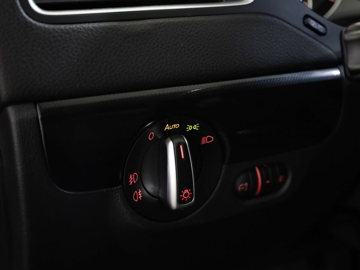 Volkswagen Jetta б/у, 2014, Роботизированная. Фото: #10