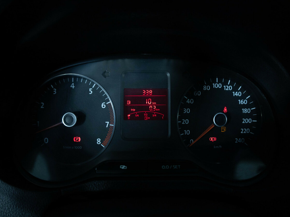 Volkswagen Polo б/у, 2014, Механическая. Фото: #6