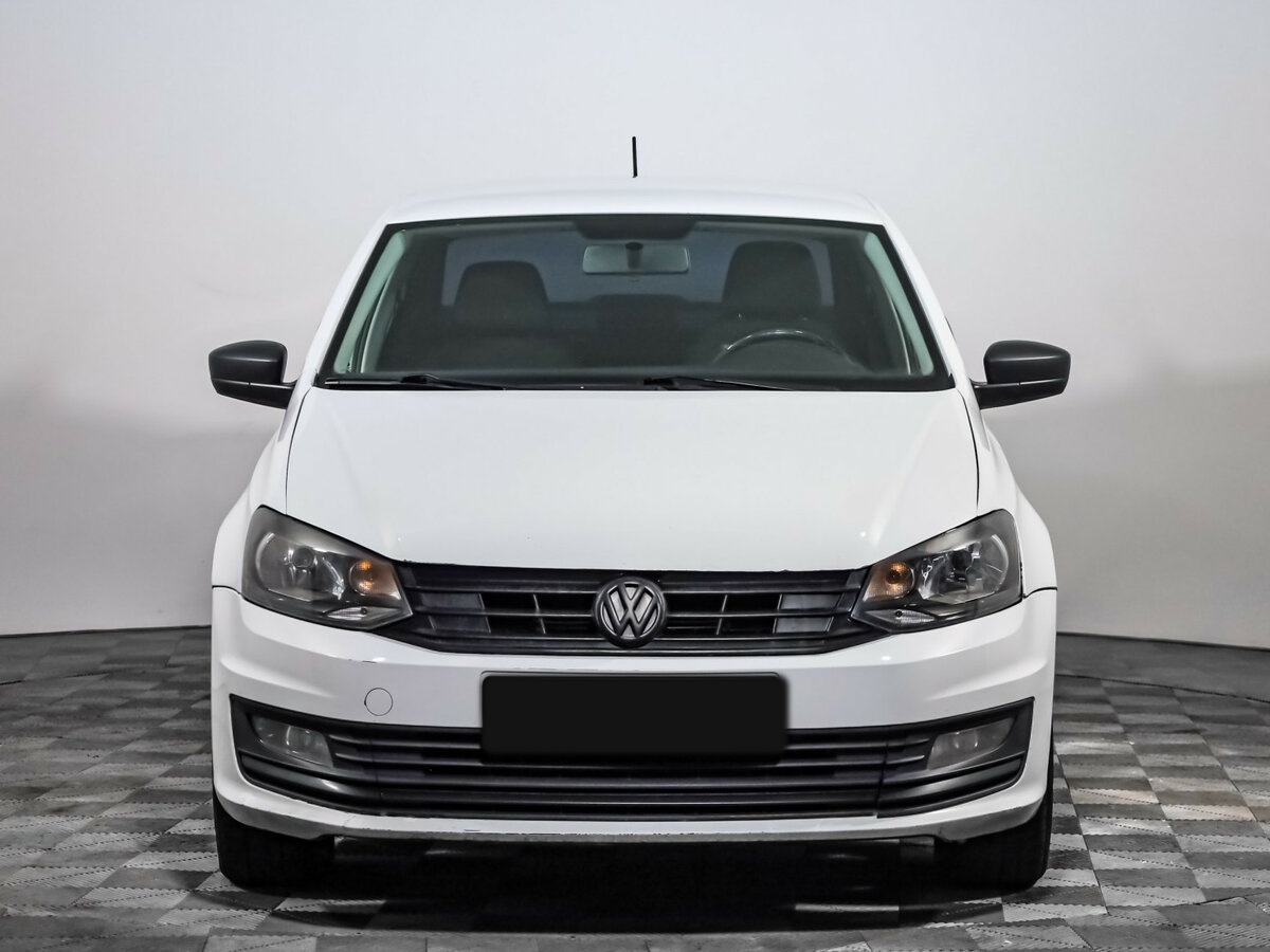 Volkswagen Polo б/у, 2018, Механическая. Фото: #1