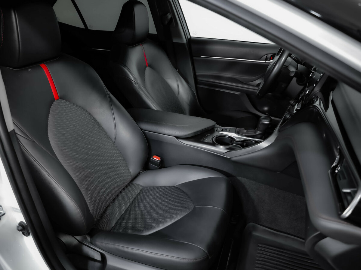 Toyota Camry б/у, 2021, Автоматическая. Фото: #21