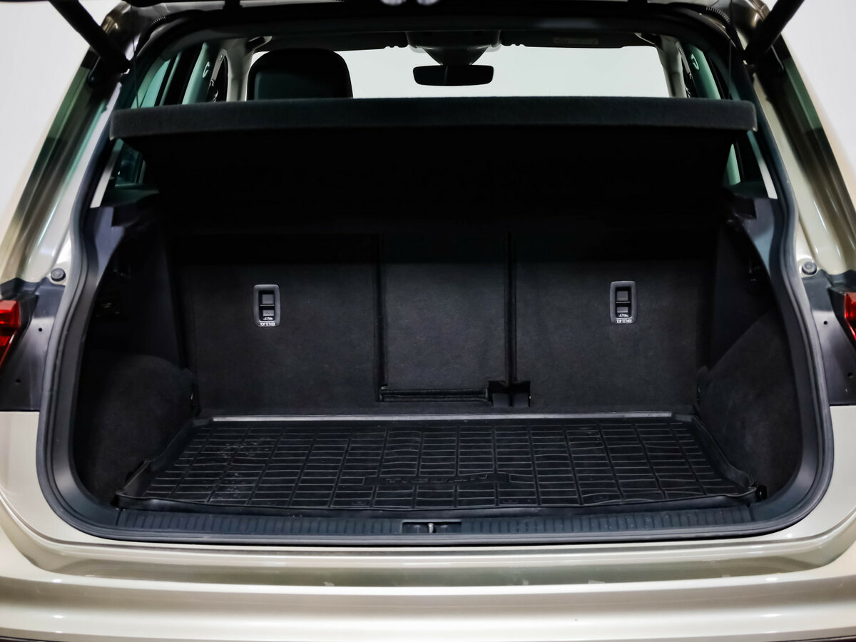 Volkswagen Tiguan б/у, 2020, Роботизированная. Фото: #31