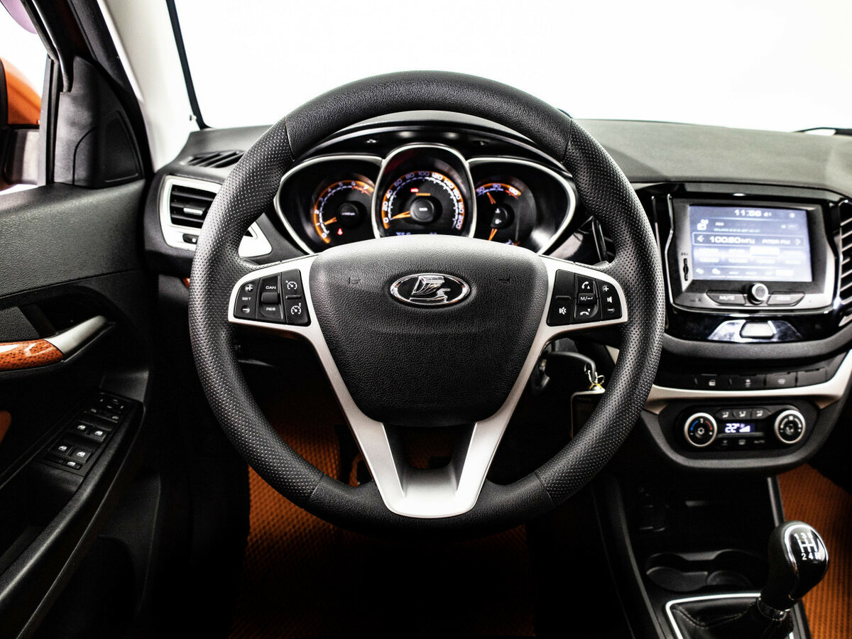 Lada (ВАЗ) Vesta б/у, 2019, Механическая. Фото: #9