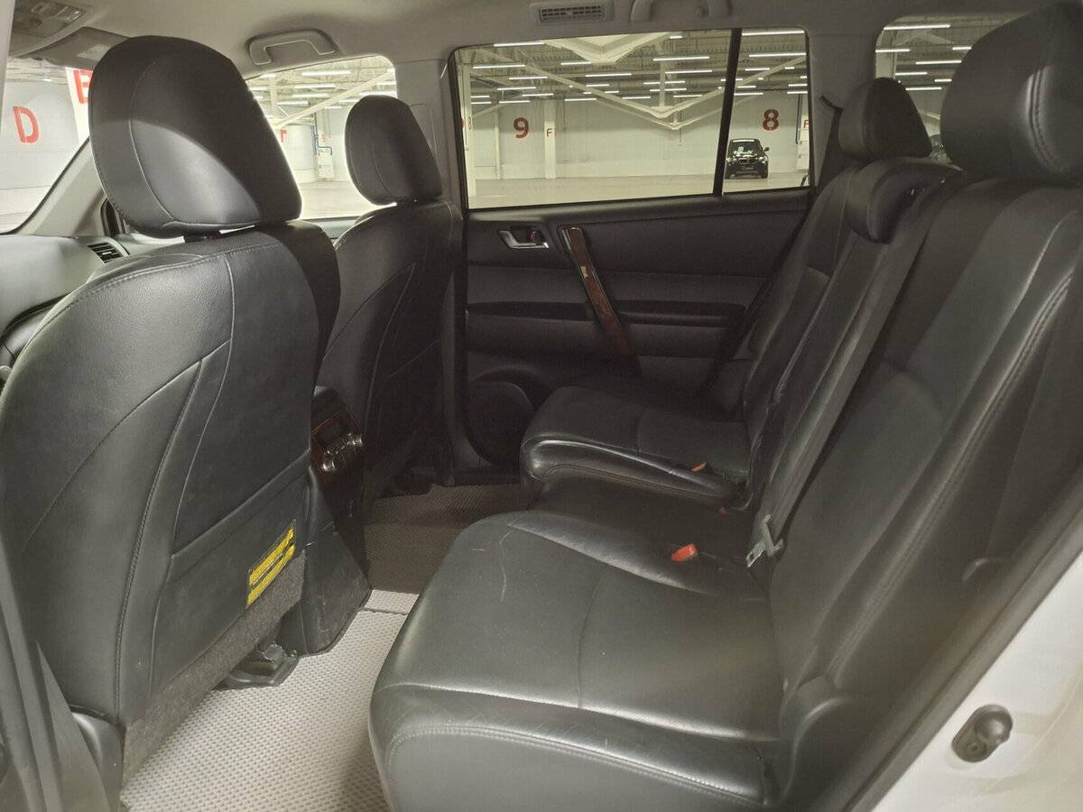 Toyota Highlander б/у, 2012, Автоматическая. Фото: #11