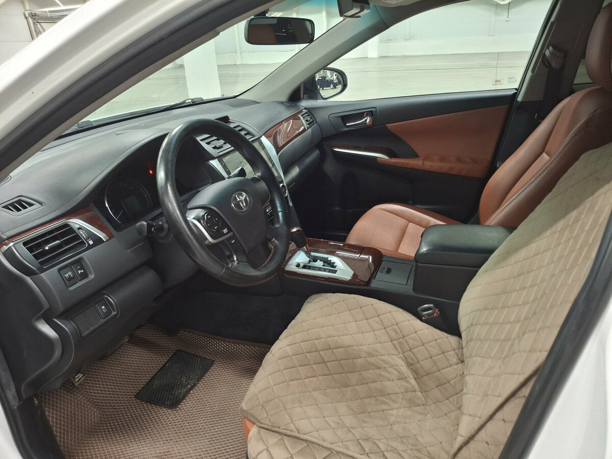 Toyota Camry б/у, 2013, Автоматическая. Фото: #14