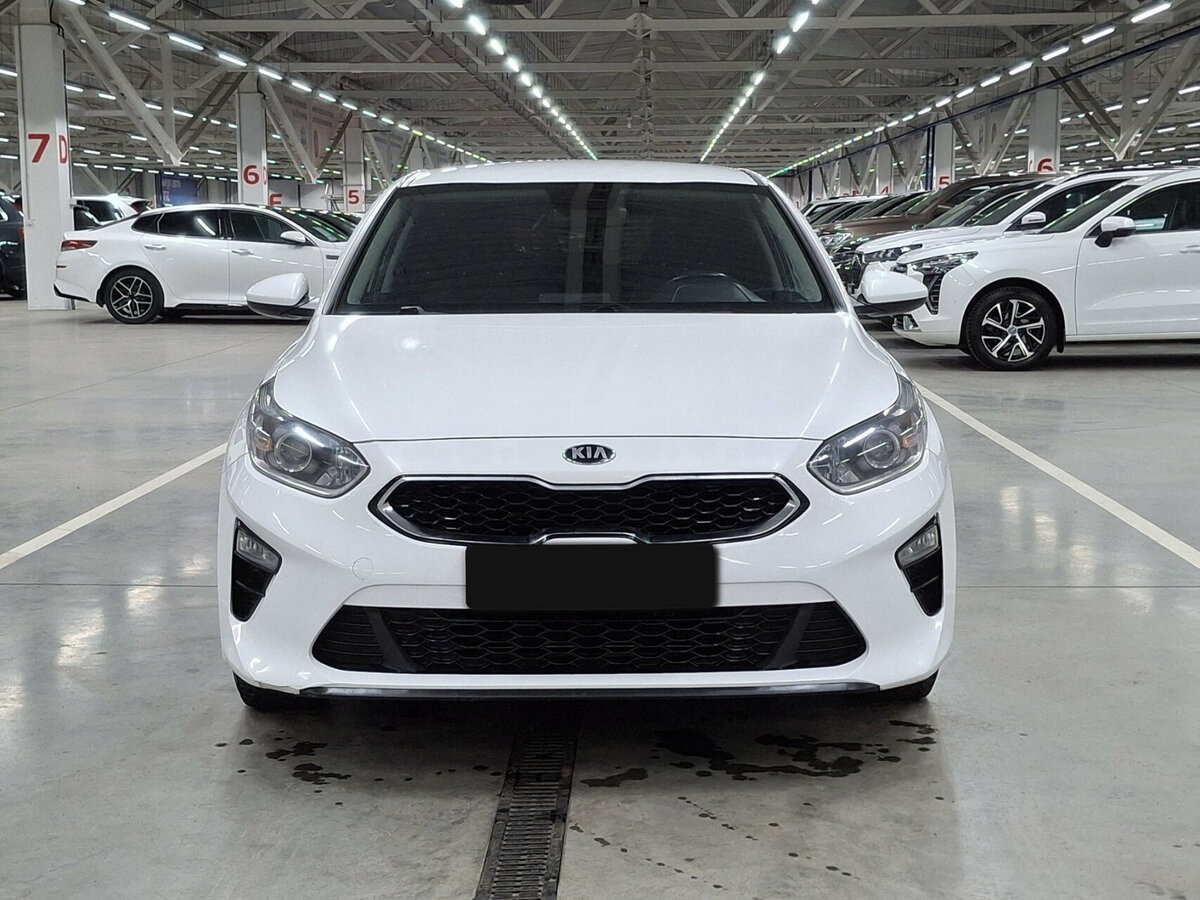 Kia Ceed б/у, 2019, Автоматическая. Фото: #1