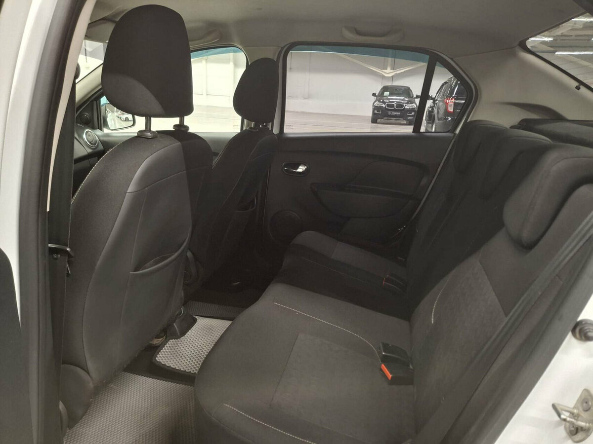 Renault Logan б/у, 2017, Автоматическая. Фото: #11