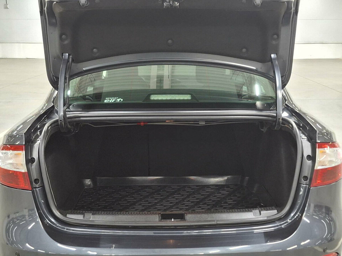 Renault Fluence б/у, 2012, Механическая. Фото: #9