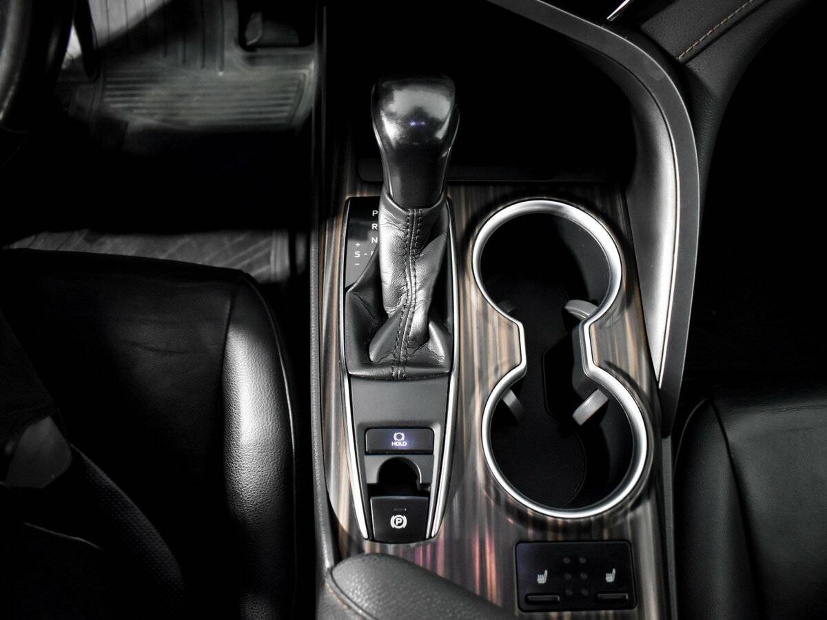 Toyota Camry б/у, 2018, Автоматическая. Фото: #7