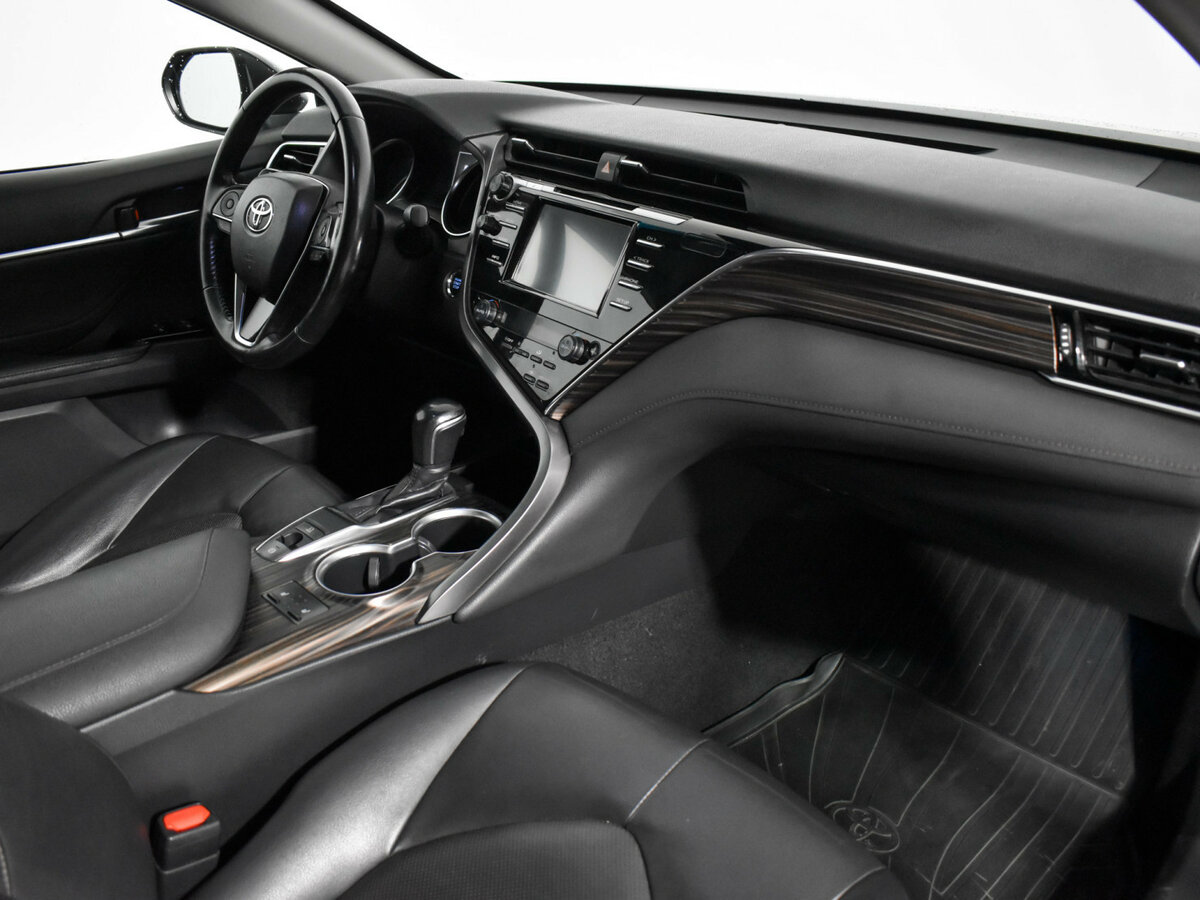Toyota Camry б/у, 2018, Автоматическая. Фото: #11