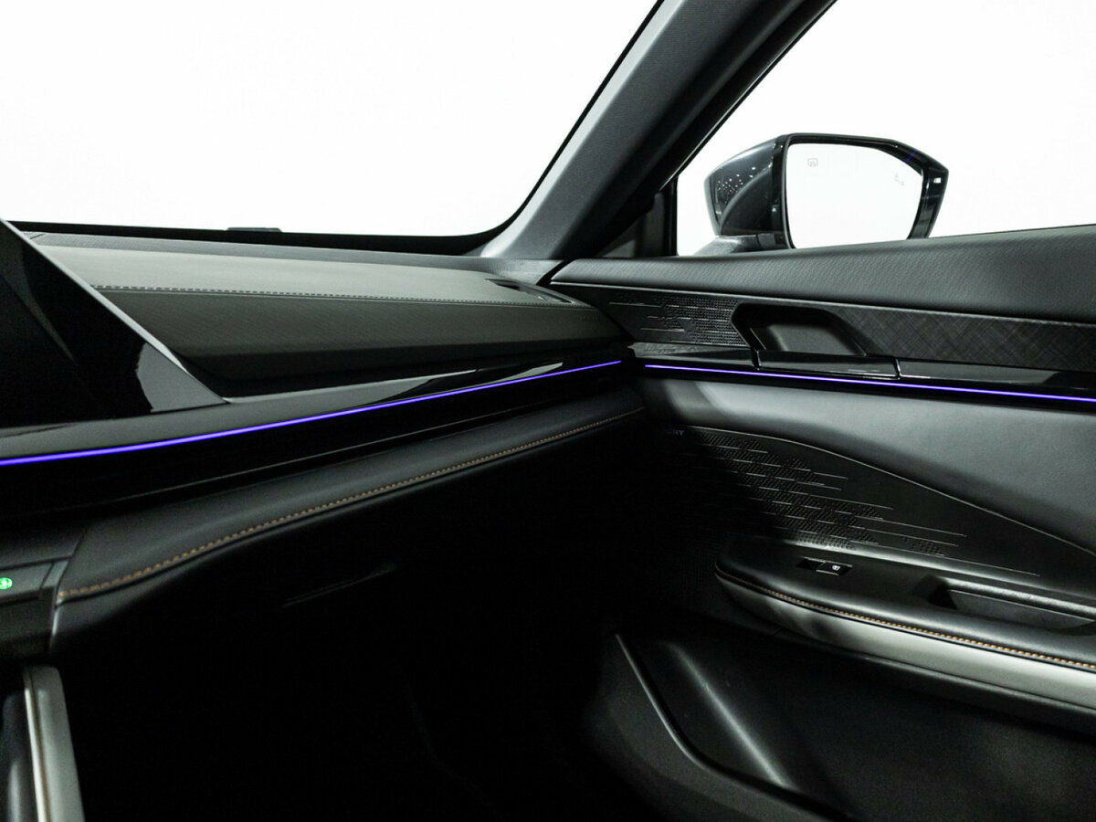 Changan UNI-V б/у, 2024, Роботизированная. Фото: #20