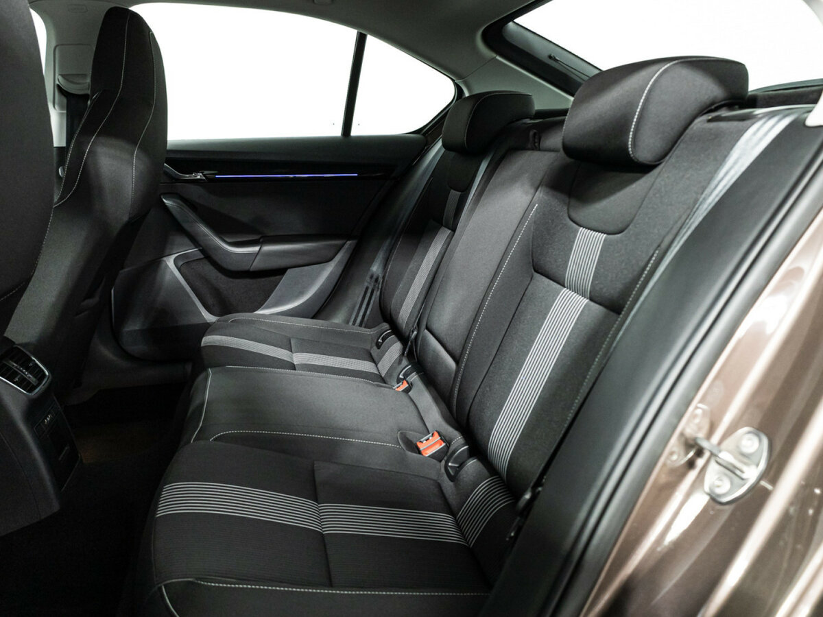 Skoda Octavia б/у, 2017, Роботизированная. Фото: #9