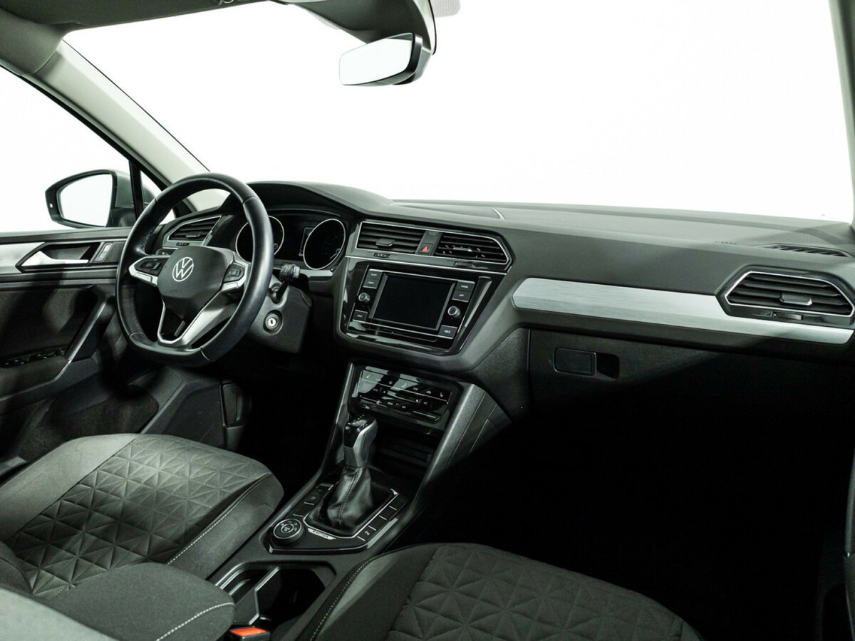 Volkswagen Tiguan б/у, 2021, Роботизированная. Фото: #8