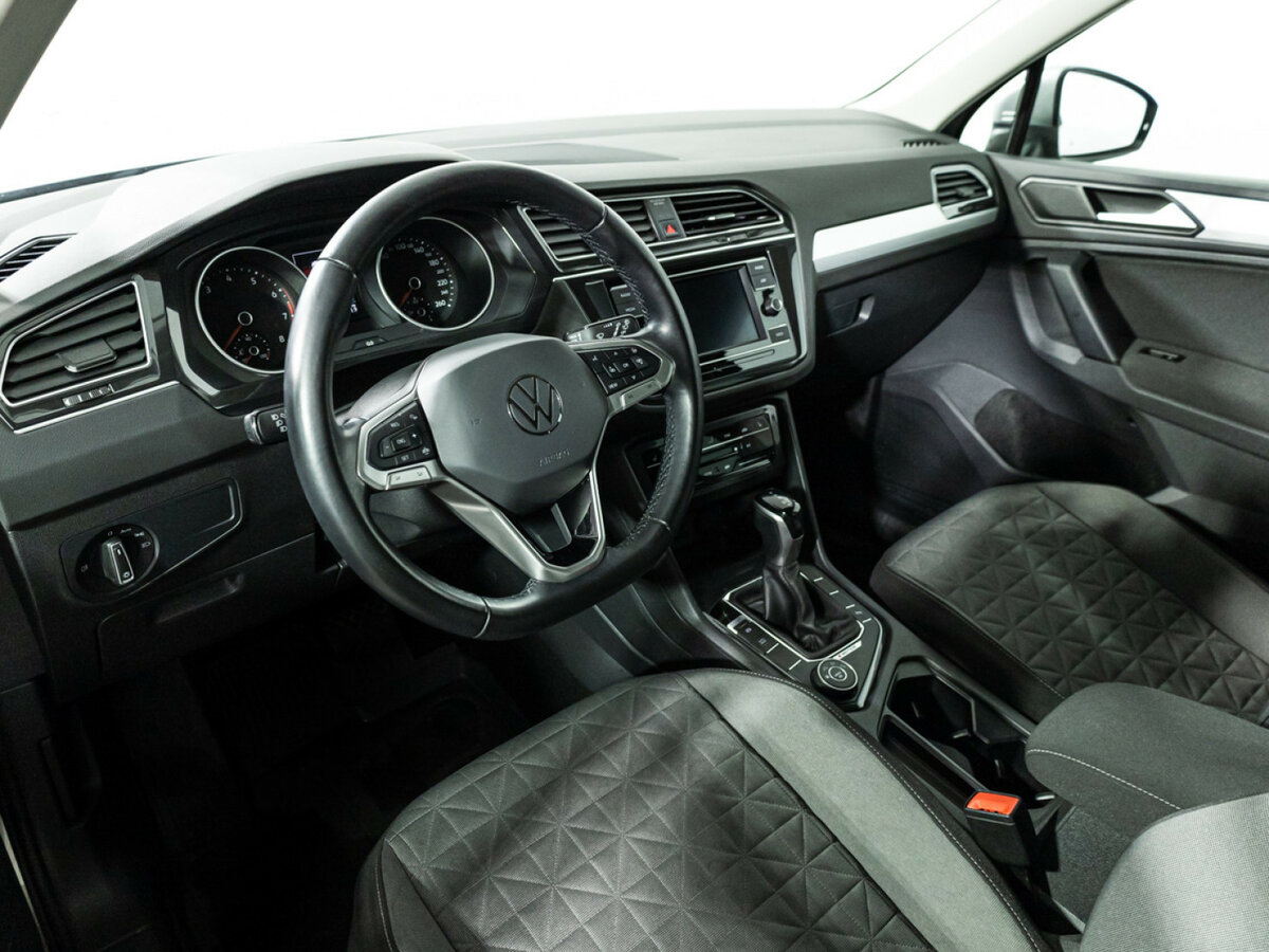 Volkswagen Tiguan б/у, 2021, Роботизированная. Фото: #10