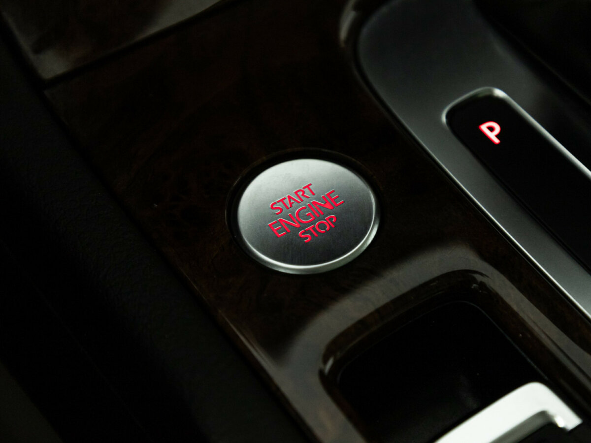 Volkswagen Touareg б/у, 2013, Автоматическая. Фото: #19