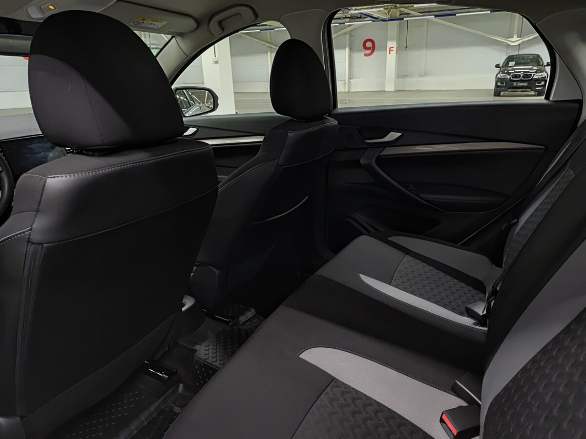 Lada (ВАЗ) Vesta б/у, 2024, Механическая. Фото: #11