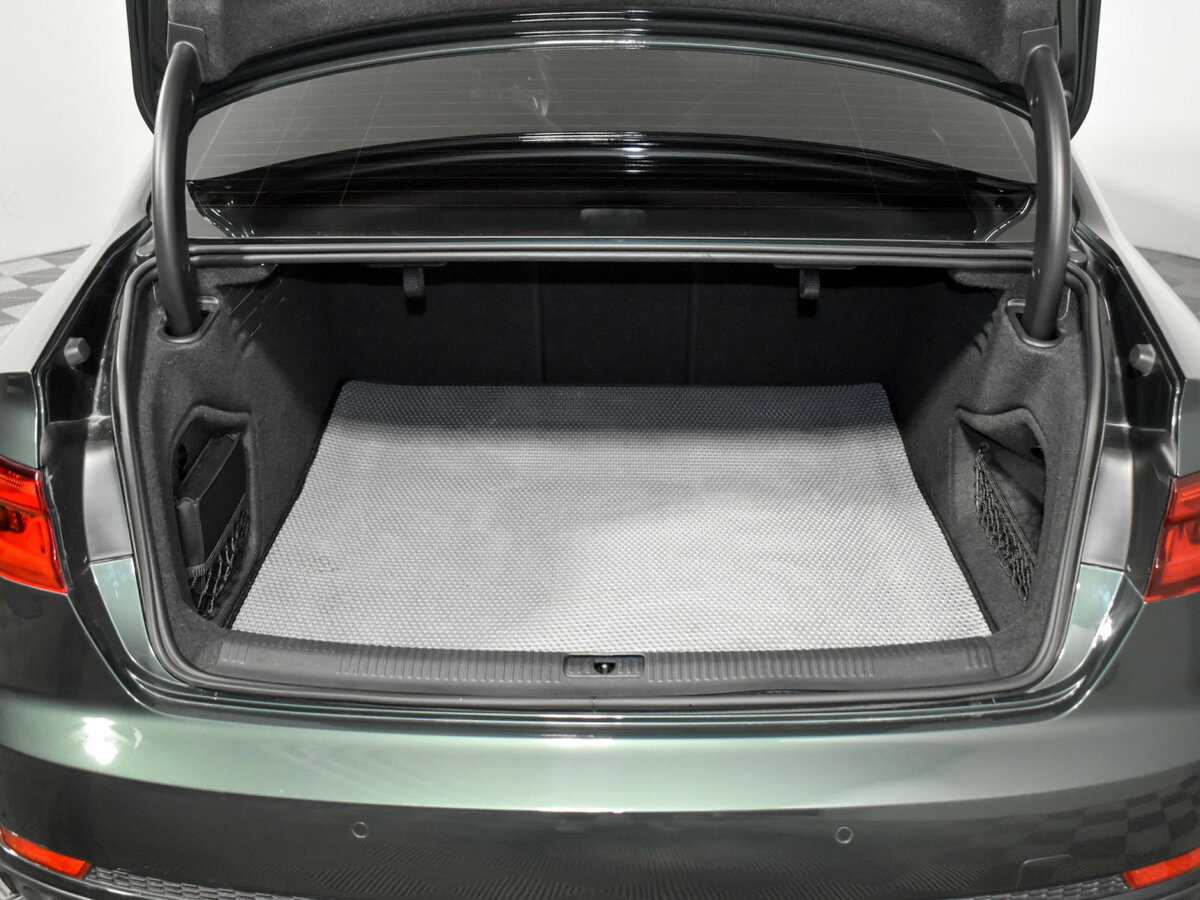 Audi A4 б/у, 2017, Роботизированная. Фото: #20