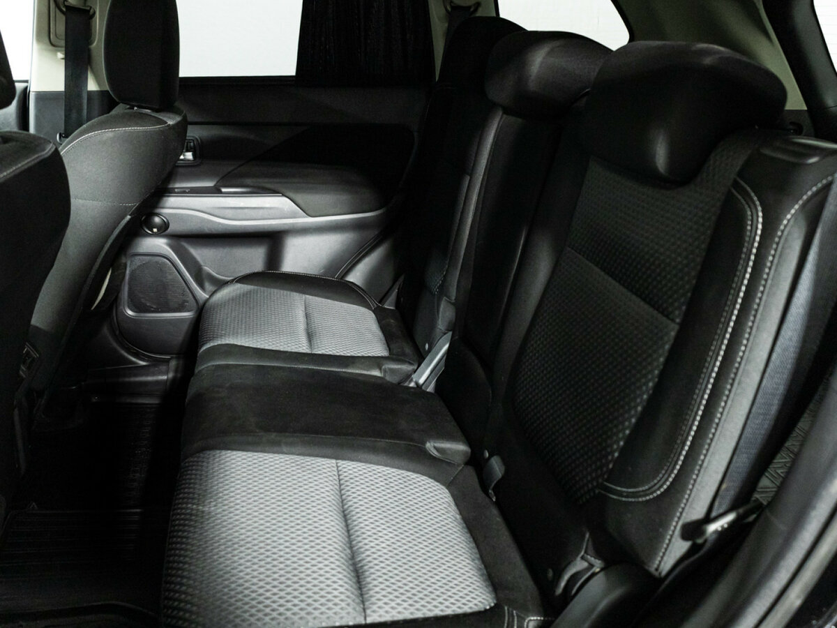 Митсубиши Оутлэндер б/у, 2018, Вариатор. Фото: #9