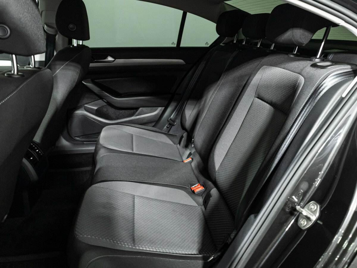 Volkswagen Passat б/у, 2021, Роботизированная. Фото: #9