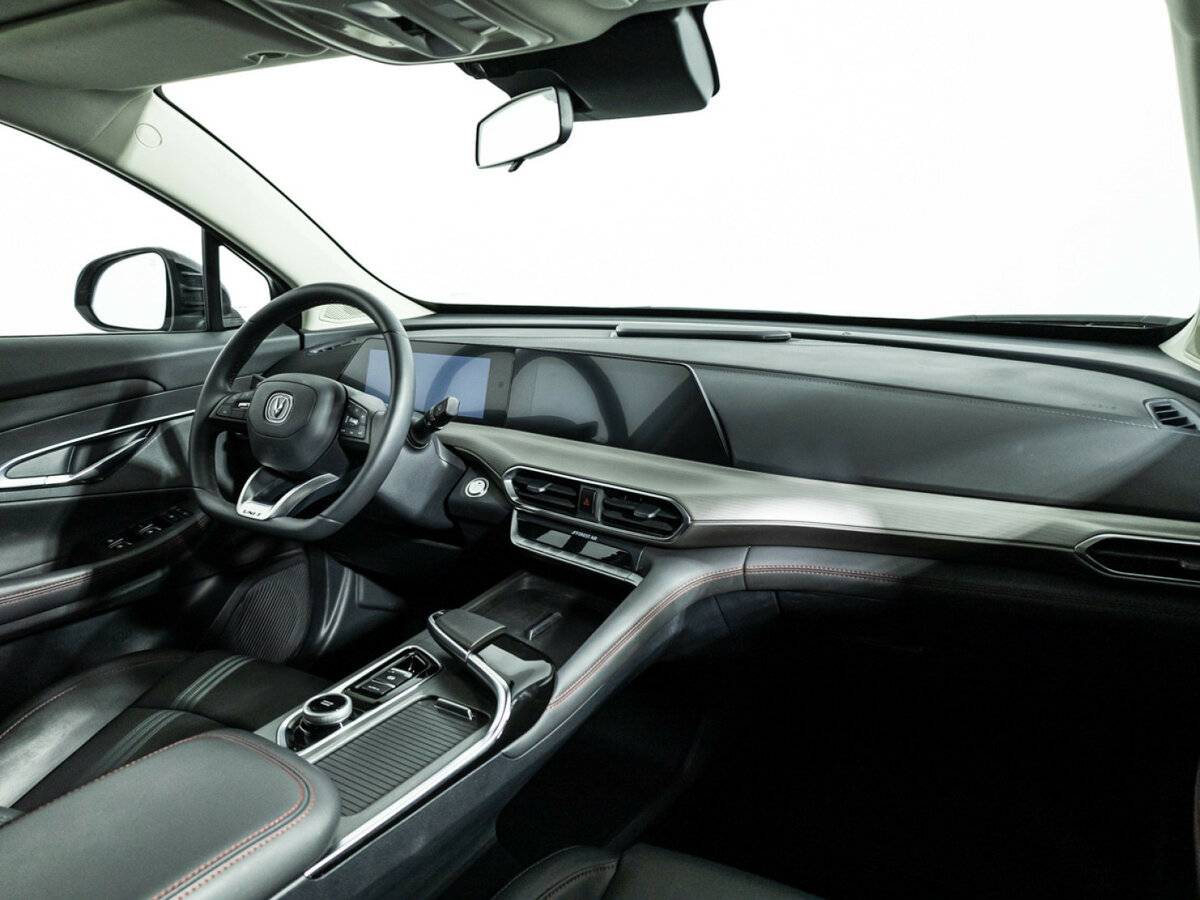 Changan UNI-T б/у, 2023, Роботизированная. Фото: #8