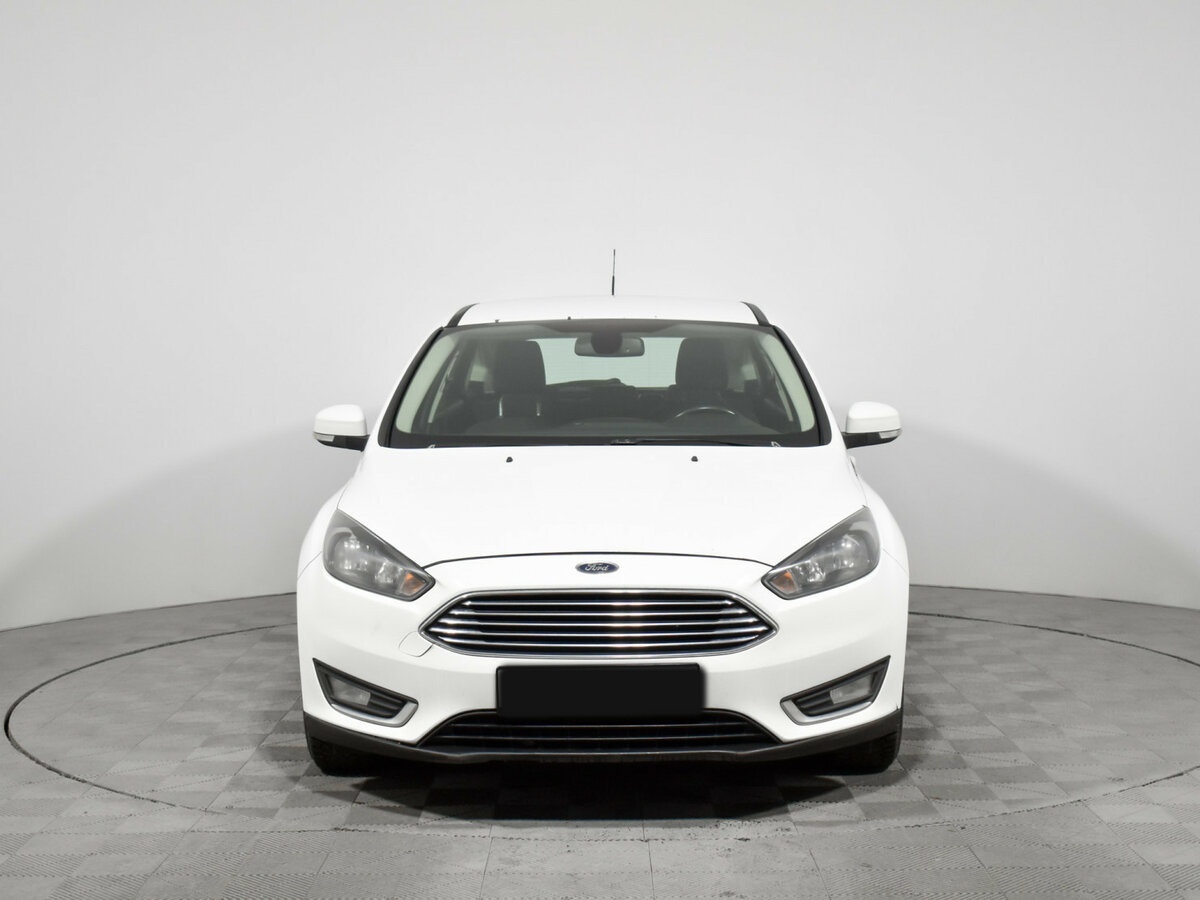 Ford Focus б/у, 2017, Автоматическая. Фото: #1