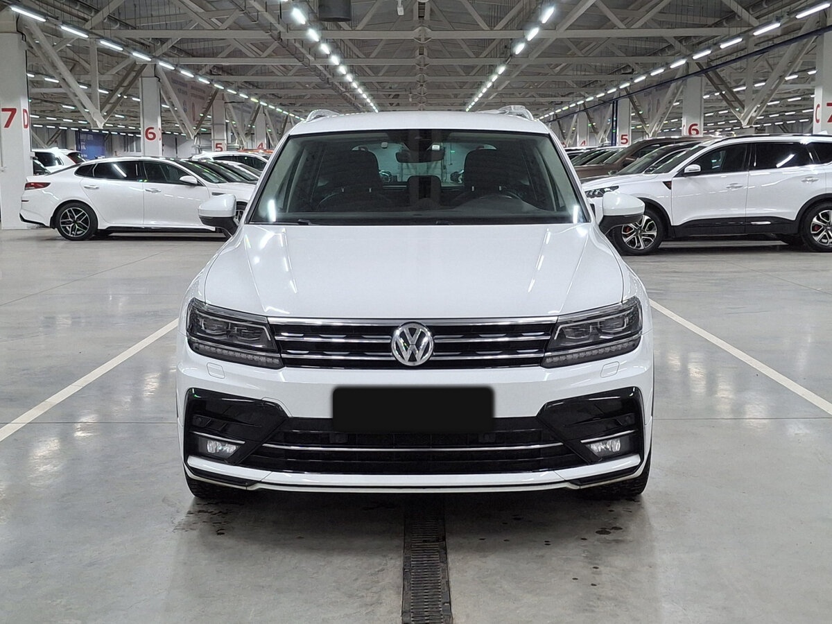 Volkswagen Tiguan б/у, 2020, Роботизированная. Фото: #1