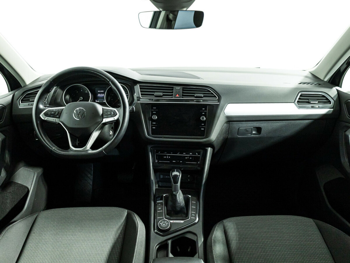 Volkswagen Tiguan б/у, 2022, Роботизированная. Фото: #12