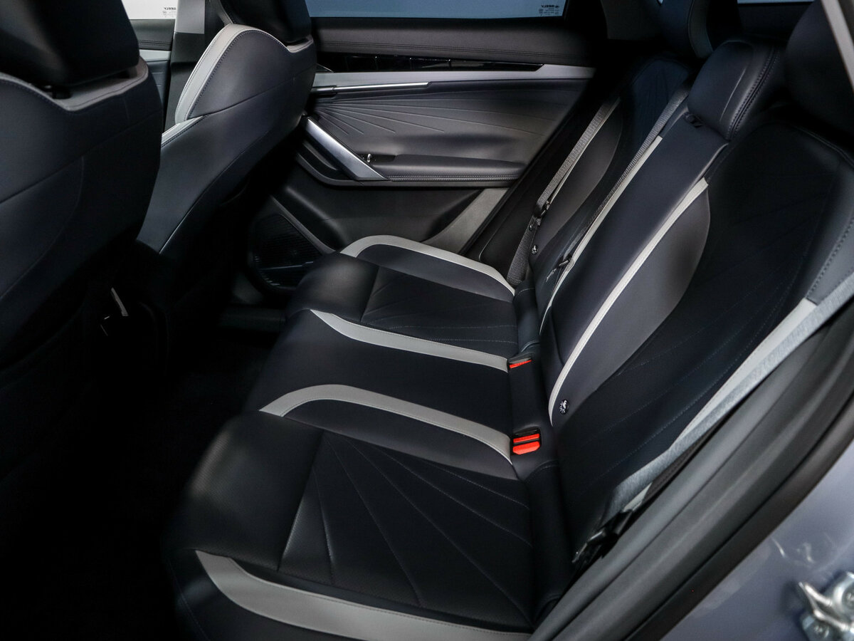 Geely Atlas б/у, 2023, Роботизированная. Фото: #9