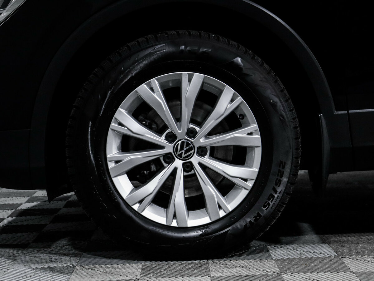 Volkswagen Tiguan б/у, 2020, Роботизированная. Фото: #13