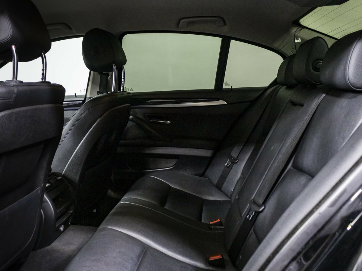 BMW 5 серии б/у, 2015, Автоматическая. Фото: #10