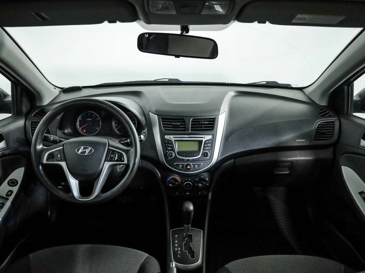 Hyundai Solaris б/у, 2013, Автоматическая. Фото: #8