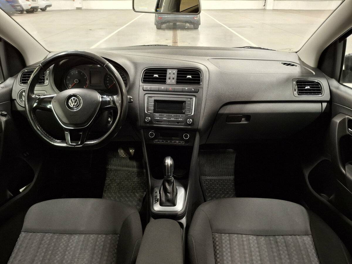 Volkswagen Polo б/у, 2017, Автоматическая. Фото: #13