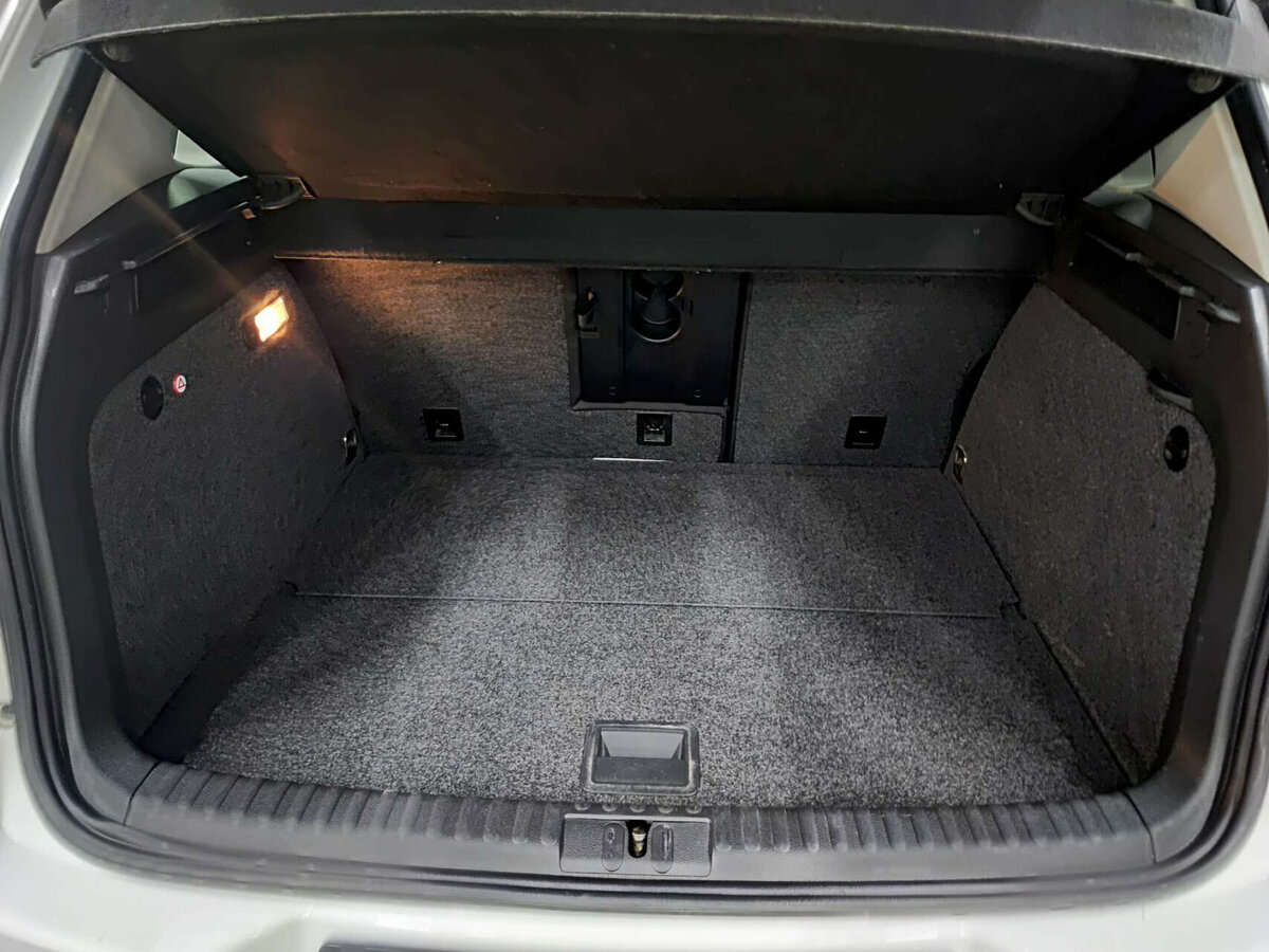 Volkswagen Tiguan б/у, 2016, Автоматическая. Фото: #9