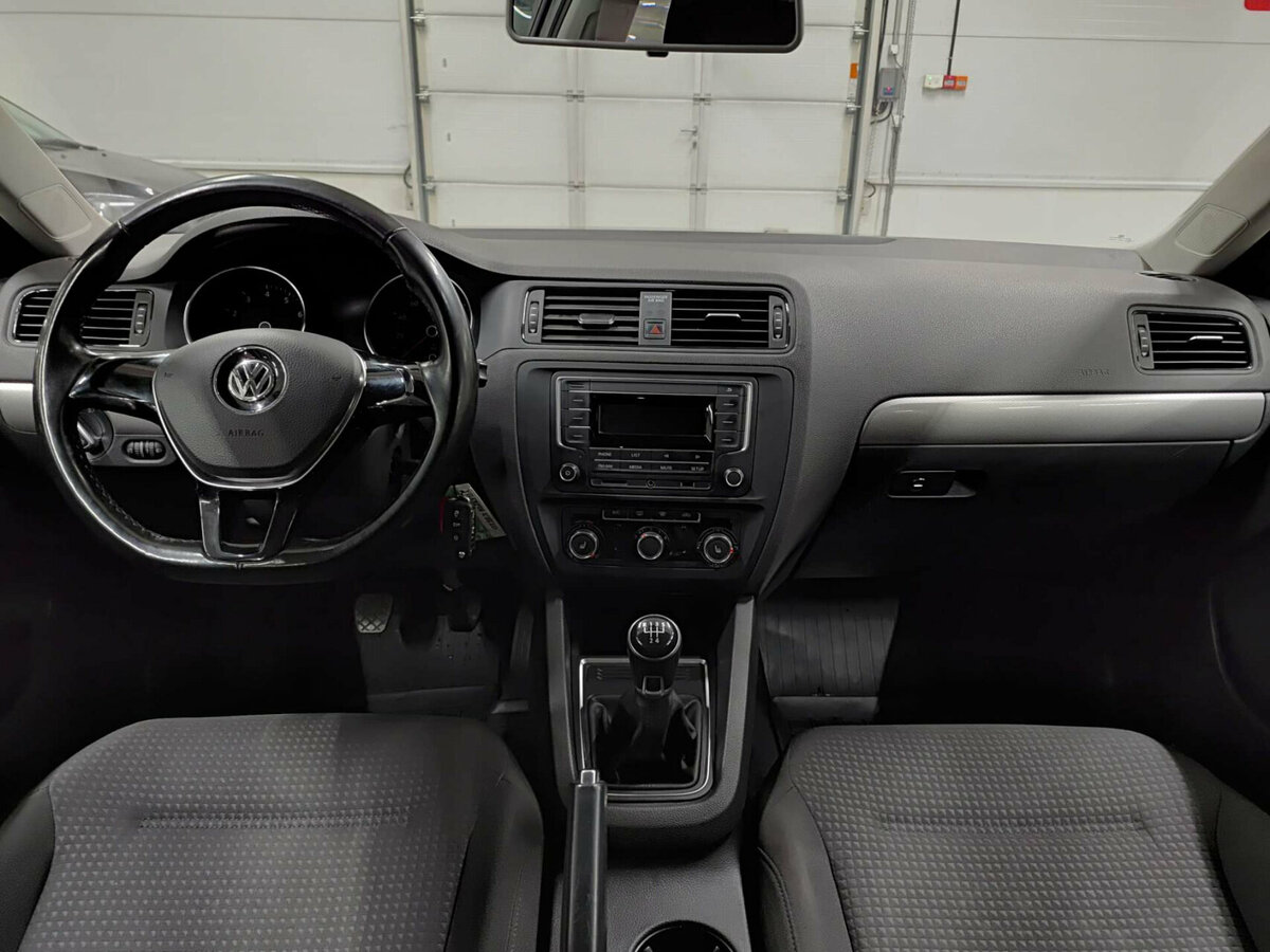 Volkswagen Jetta б/у, 2016, Механическая. Фото: #13
