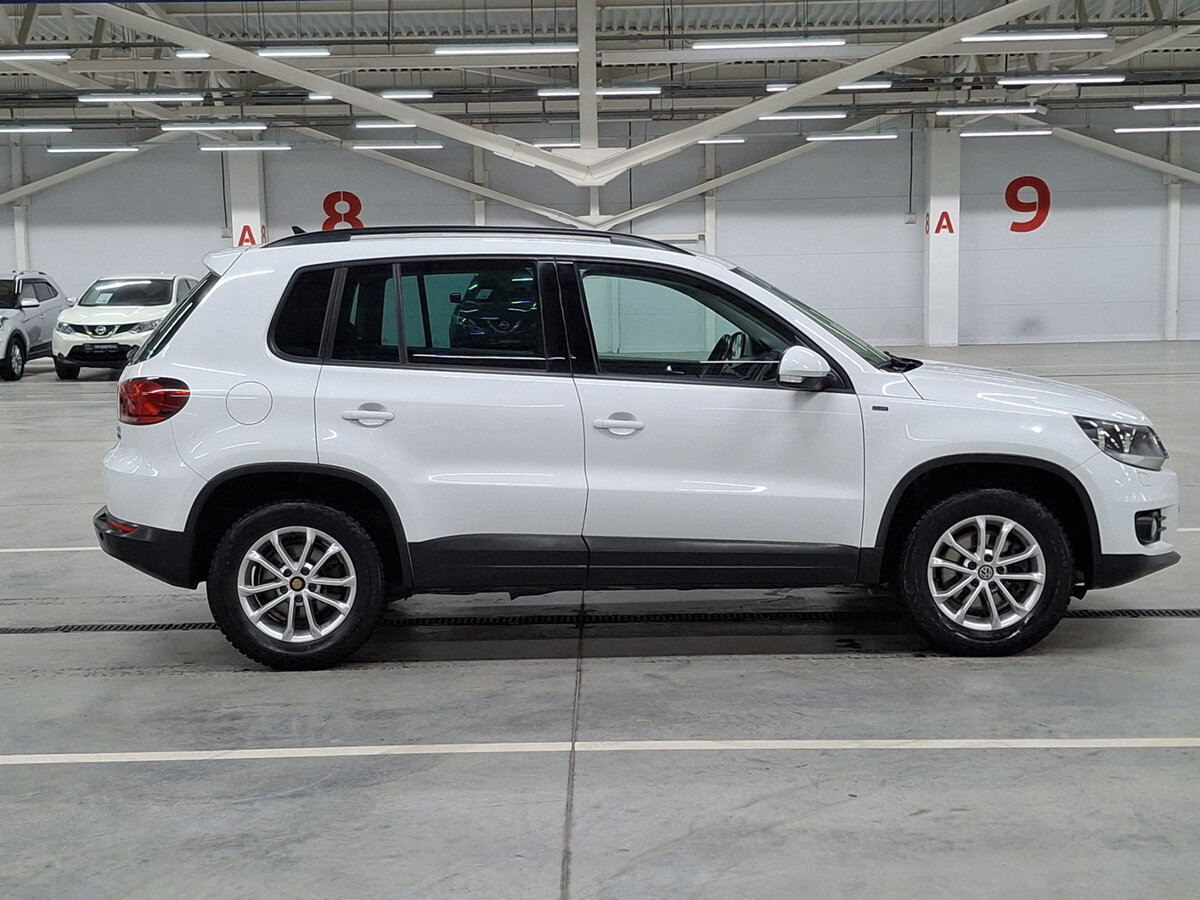 Volkswagen Tiguan б/у, 2016, Автоматическая. Фото: #3