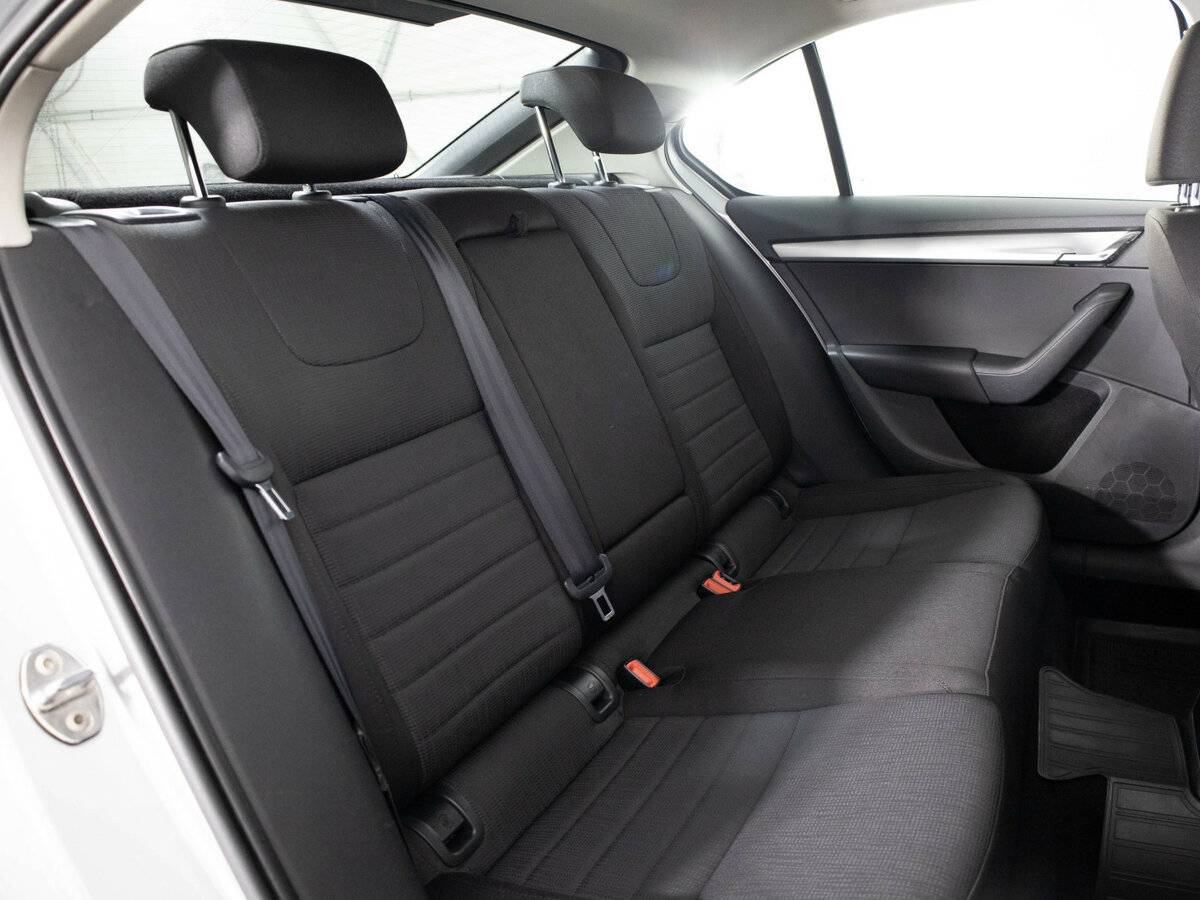 Skoda Octavia б/у, 2013, Механическая. Фото: #15