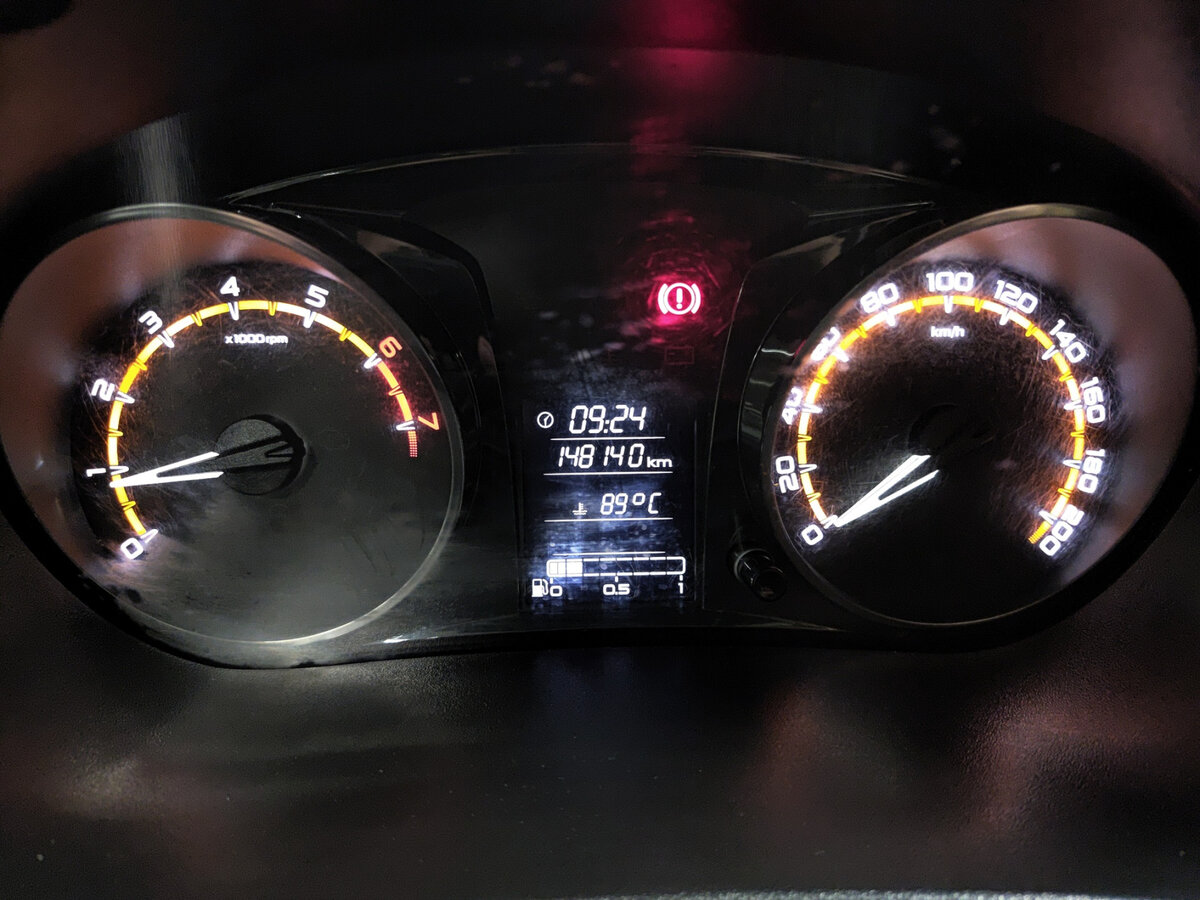 Lada (ВАЗ) Granta б/у, 2019, Механическая. Фото: #10