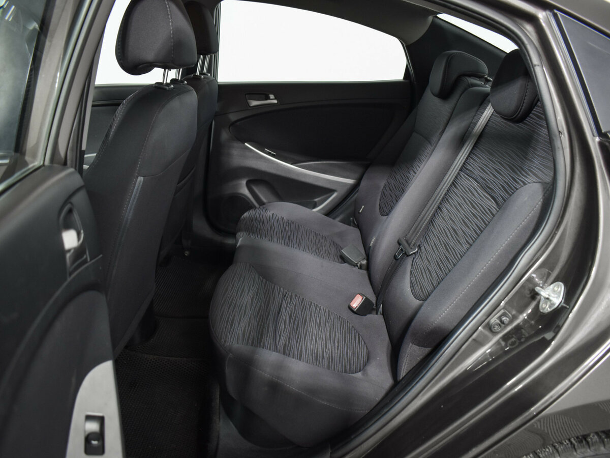 Hyundai Solaris б/у, 2016, Механическая. Фото: #10