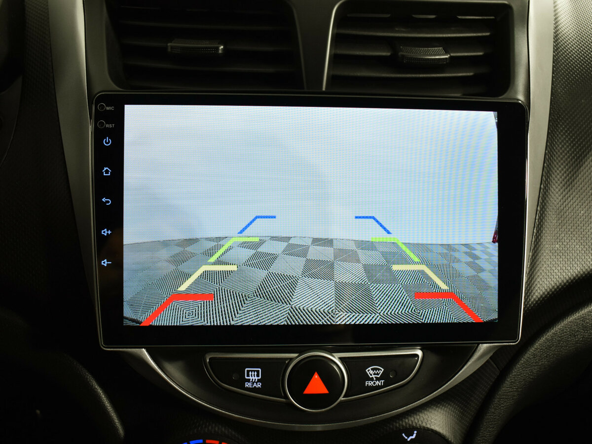 Hyundai Solaris б/у, 2014, Механическая. Фото: #14