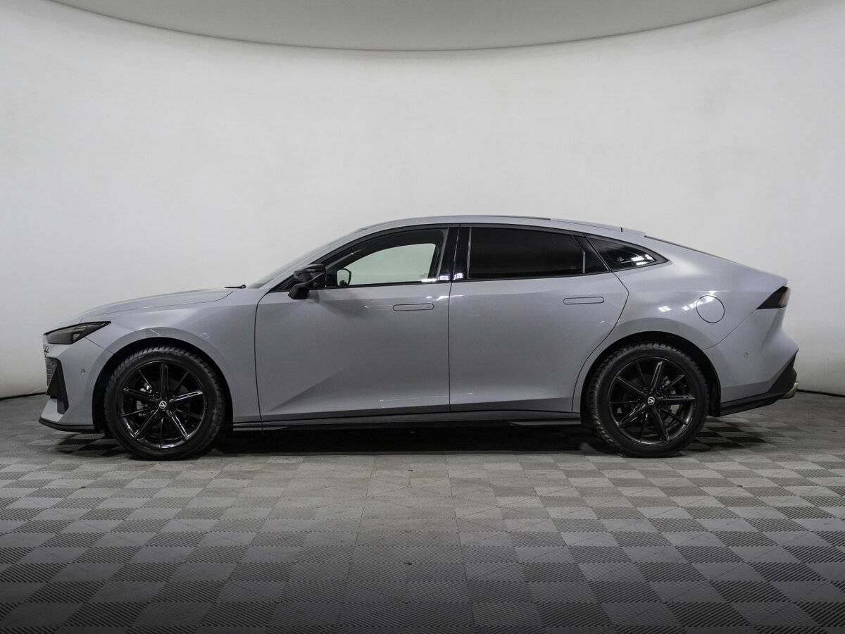 Changan UNI-V б/у, 2023, Роботизированная. Фото: #7