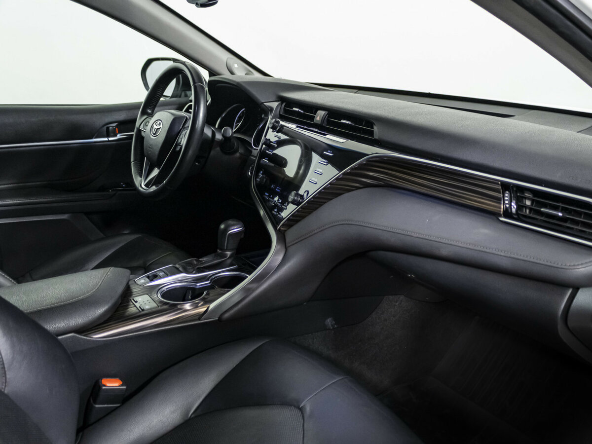 Toyota Camry б/у, 2019, Автоматическая. Фото: #7