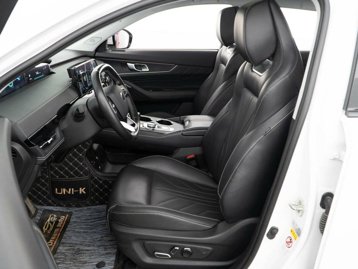 Changan UNI-K б/у, 2023, Автоматическая. Фото: #8