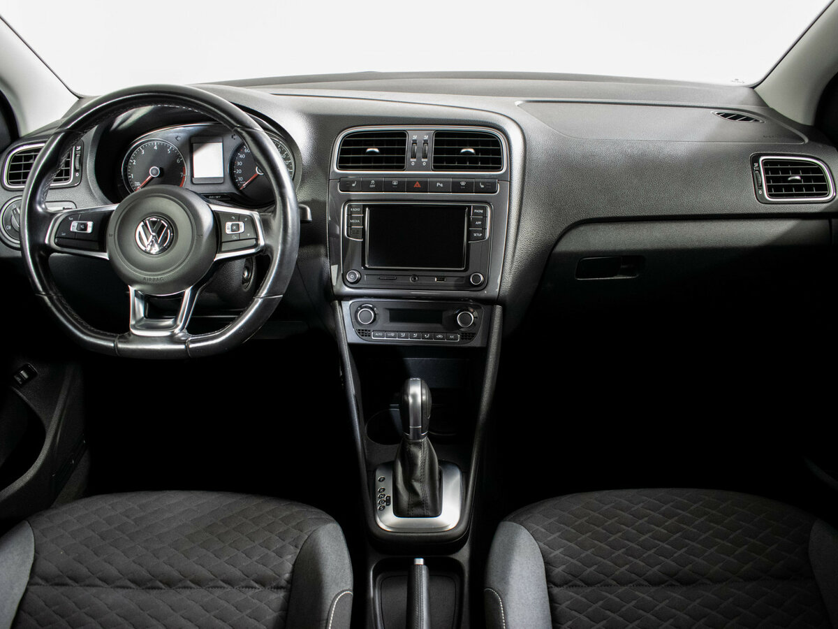 Volkswagen Polo б/у, 2018, Роботизированная. Фото: #10