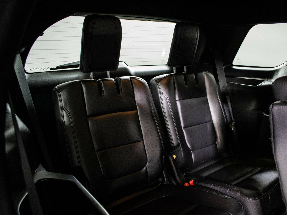 Ford Explorer б/у, 2018, Автоматическая. Фото: #8